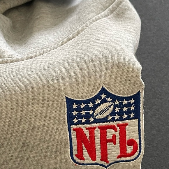 NFL 🏈 Hooded Embroidered Sweatshirt - Picture 2 of 15